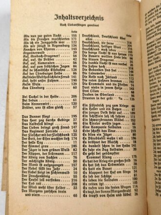 "Morgen marschieren wir, Liederbuch der deutschen Soldaten" 219 Seiten, DIN über A6, stark gebraucht