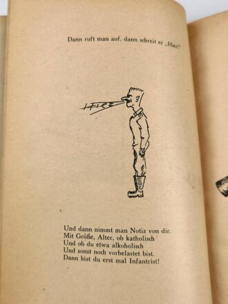 "Die Fliegerschule AB-Lustiges Handbuch über anfängliches Fliegen" datiert 1942, 80 Seiten, DIN A5,  gebraucht