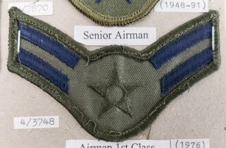 U.S.  Air Force, Sammlung  Ärmelabzeichen, auf Karton getackert