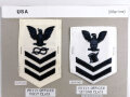 U.S. Navy, Sammlung Ärmelabzeichen, auf Karton getackert