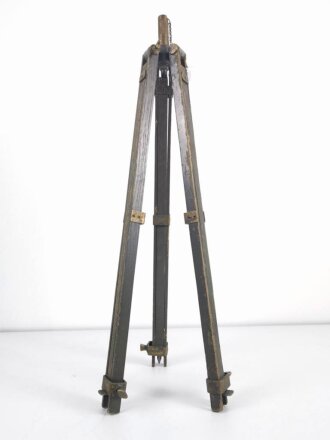 Kaiserreich oder frühe Reichswehr ? Gestell für optisches Gerät, Bezeichnet "MWR 488 ( Minenwerferregiment ? "  Zapfendurchmesser 14mm.  Messingbeschläge, Originallack, mir so nicht geläufig