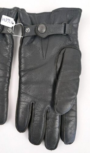 Paar gefütterte Winterhandschuhe Wehrmacht aus Leder. Ungetragenes Paar