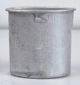 Trinkbecher aus der Zeit des 2.Weltkrieg. Aluminium, Eigentumstück