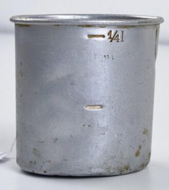 Trinkbecher für Angehörige von Parteiverbänden. Aluminium, RZM M6/43/38