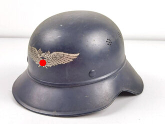 Stahlhelm Luftschutz. Originallack, ungereinigt, Das...