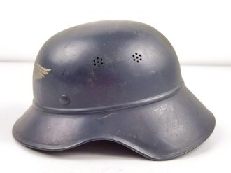 Stahlhelm Luftschutz. Originallack, ungereinigt, Das...