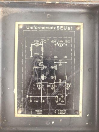 Gehäuse für Sendeempfängereinankerumformer SEU a1, Verwendung für Fu sprech a, d & f.Originallack, datiert 1944