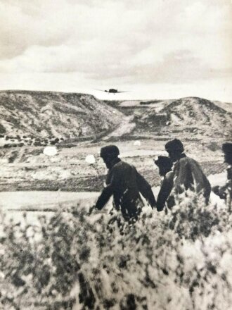 "Kreta- Sieg der Kühnsten" vom Heldenkampf der Fallschirmjäger. Bildband von 1942, stark gebraucht