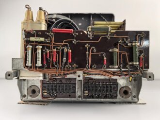 Anzeigegerät ANG64, Ln 20369/2 für "Würzburg" Radar. Guter Gesamtzustand, Funktion nicht geprüft, inklusive der seltenen Röhre LB13/14.