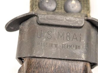 Bajonett für H&K G3 / HK33, lange Klinge, in US M8 A1 Scheide, diese " Made in West Germany"