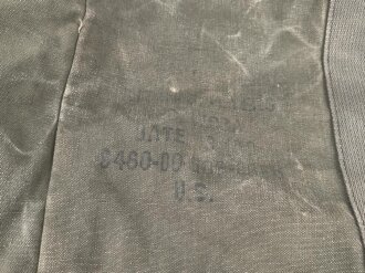 U.S. Air Force bag, flyers. well used, zipper works but...