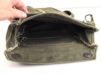 U.S. Army carrying bag mask, Protective, Field M17A-1. Well used