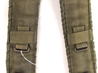 U.S. 1981 ? Suspenders, Individual equipment belt, LC-1. used