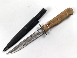 Kampfmesser / Stiefelmesser Wehrmacht. Bowieklinge beschliffen , Scheide überlackiert