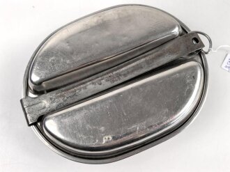 U.S. Army, 1945 dated mess kit, used