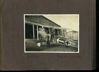 1. Weltkrieg, Fotoalbum mit 147 Fotos, meist im Ansichtskartenformat eines Angehörigen der Fliegertruppen , Französisch Flandern