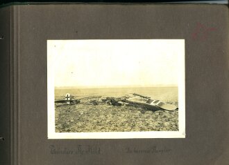 1. Weltkrieg, Fotoalbum mit 147 Fotos, meist im Ansichtskartenformat eines Angehörigen der Fliegertruppen , Französisch Flandern