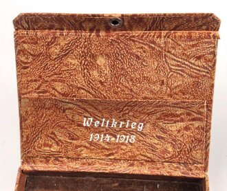 1.Weltkrieg, Aufbewahrungsschachtel für eine Ordenspange ? . Maße 9 x 12 x 2,5cm. " Weltkrieg 1914-1918"