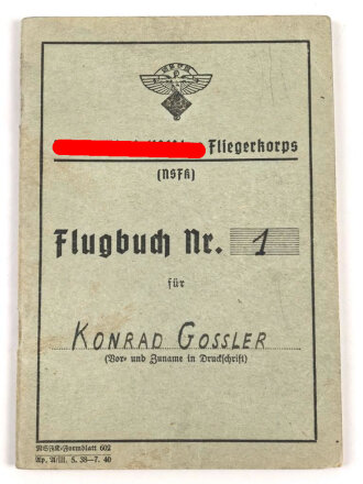 Nationalsozialistisches Fliegerkorps (NSFK) Flugbuch Nr. 1 , datiert 1943, 30 eingetragene Flüge, das hakenkreuz auf dem Einband übermalt