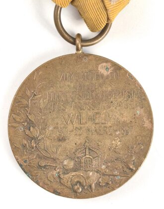 Preussen Preußen Centenarmedaille 1897, mit Band