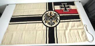 1.Weltkrieg Reichskriegsflagge 95 x 162cm, diverse Löcher, sonst guter Gesamtzustand