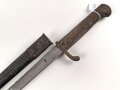 1.Weltkrieg/Griechenland, Ersatzseitengewehr 98/03, sogenanntes griechisches Messer Modell 1903/14, vorwiegend wohl in Bayern geführt, Hersteller Simson & Co  Suhl, ungereinigtes Stück, die Lederscheide trocken aber nicht geschrumpft