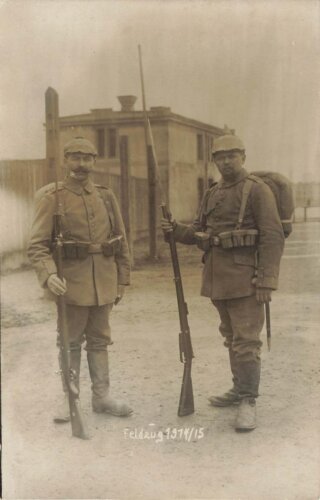 1. Weltkrieg, Foto zwei Feldgraue mit aufgepflanztem Seitengewehr 98 lang