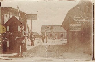 1. Weltkrieg, Foto " Etappen Sanitäts Kraftwagen Abteilung d.A.A.W" dazu ein Foto eines der Kraftwagen, Format je 5,5 x 9cm