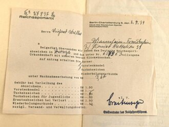 Reichssportabzeichen DRL in bronze, Urkundenheft für einen Angehörigen im Pionier Btl 33, dazu ein Anschreiben des Reichssportamt