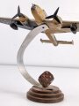 LuftwaffeTischdekoration, Flugzeug aus Holz, Originallack. Flügelspannweite 32,5cm