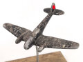 LuftwaffeTischdekoration, Flugzeug aus Metall, Flügelspannweite 18cm, Originallack, ungereinigt