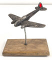 LuftwaffeTischdekoration, Flugzeug aus Metall, Flügelspannweite 18cm, Originallack, ungereinigt