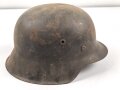 Heer, Stahlhelm Modell 1942, Hersteller NS 64. In allen Teilen Original, ungereinigter Scheunenfund