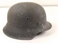 Heer, Stahlhelm Modell 1942, Hersteller NS 64. In allen Teilen Original, ungereinigter Scheunenfund