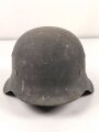 Heer, Stahlhelm Modell 1942, Hersteller NS 64. In allen Teilen Original, ungereinigter Scheunenfund