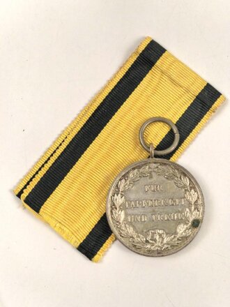 Württemberg Silberne Militärverdienstmedaille König Wilhelm II. 1892 - 1918, Bandabschnitt beiliegend