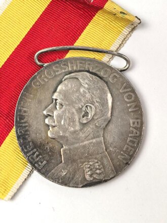 Baden, silberne Verdienstmedaille 1908-1918,  Band...