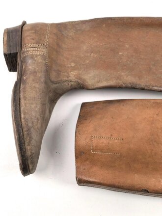 Kavallerie Wehrmacht, Paar Stiefel für Mannschaften, ungeschwärzte Kammerstücke, Sohlenlänge 29cm. Ungetragenes Paar mit Reichsbetriebsnummer,  ungereinigt