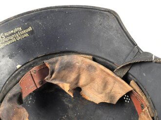 Stahlhelm Luftschutz, in allen Teilen originales Stück, ungereinigt