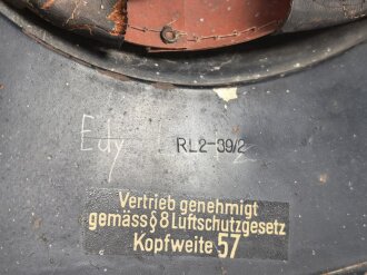 Stahlhelm Luftschutz, in allen Teilen originales Stück, ungereinigt