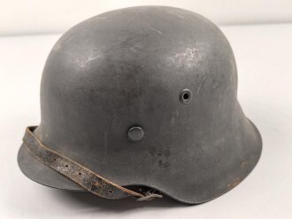 Heer, Stahlhelm Modell 1942. In allen Teilen originales Stück, Hersteller NS64, wohl ungetragen