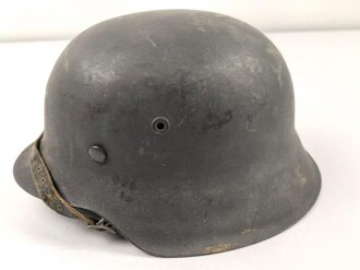 Heer, Stahlhelm Modell 1942. In allen Teilen originales...