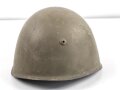 Italien, Stahlhelm Modell 1933. Originallack, wohl ungetragenes Stück, das Innenfutter mit Altersspuren