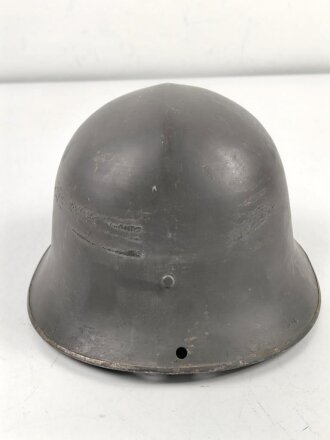 Schweden, Stahlhelm M21/26. Originallack, getragenes Stück