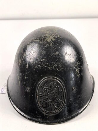 Niederlande, Stahlhelm Modell 1934. Überlackiertes Stück , ungereinigt