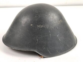 DDR, Stahlhelm der Nationalen Volksarmee, die Glocke...