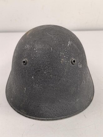 Schweiz, Stahlhelm M18/43 . Originallack, guter Gesamtzustand, ungereinigt