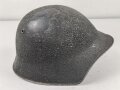 Schweiz, Stahlhelm M18/43 . Originallack, ungereinigt