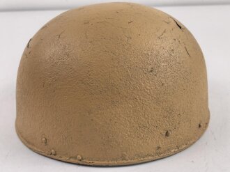 Schweiz, Stahlhelm M48/62. Originallack, getragenes...