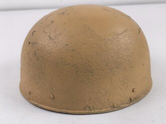 Schweiz, Stahlhelm M48/62. Originallack, getragenes Stück, überlackiert